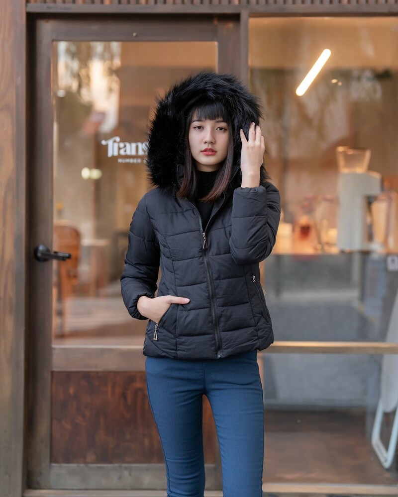 CO80 COLOR DOWN JACKET เสื้อกันหนาวแบบสั้นพร้อมเฟอร์ - Image 4
