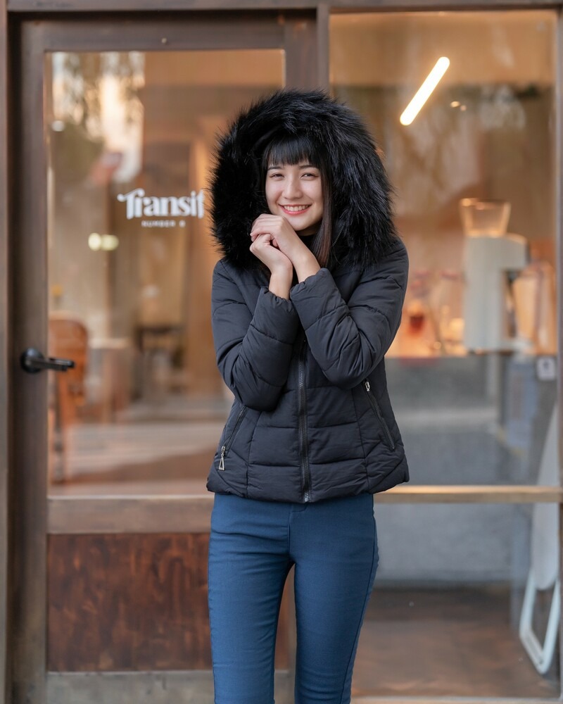 CO80 COLOR DOWN JACKET เสื้อกันหนาวแบบสั้นพร้อมเฟอร์ - Image 3